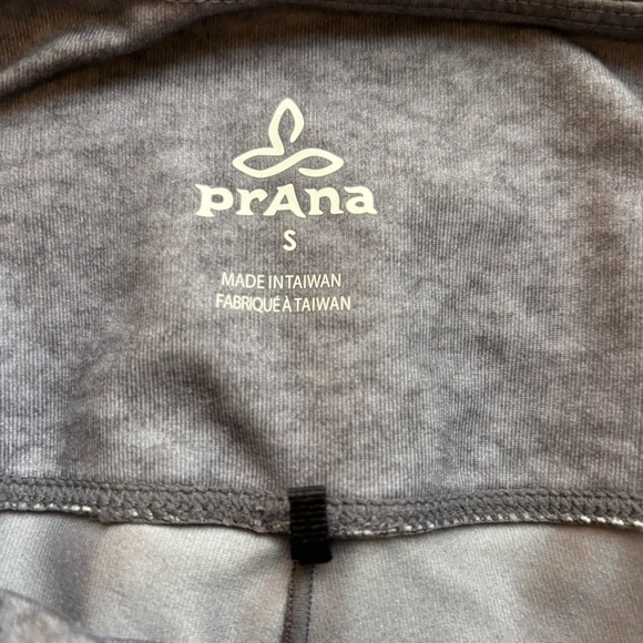 Prana Pillar Printed White Dot Leggings size S - Picture 11 of 11